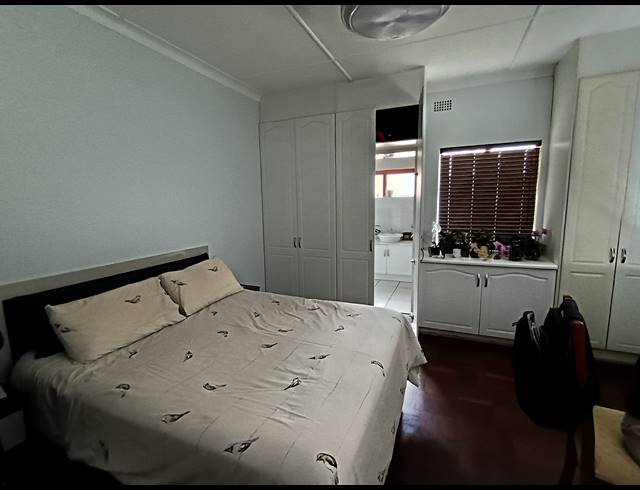 3 BEDROOM HOUSE FOR SALE IN SOUTH CREST